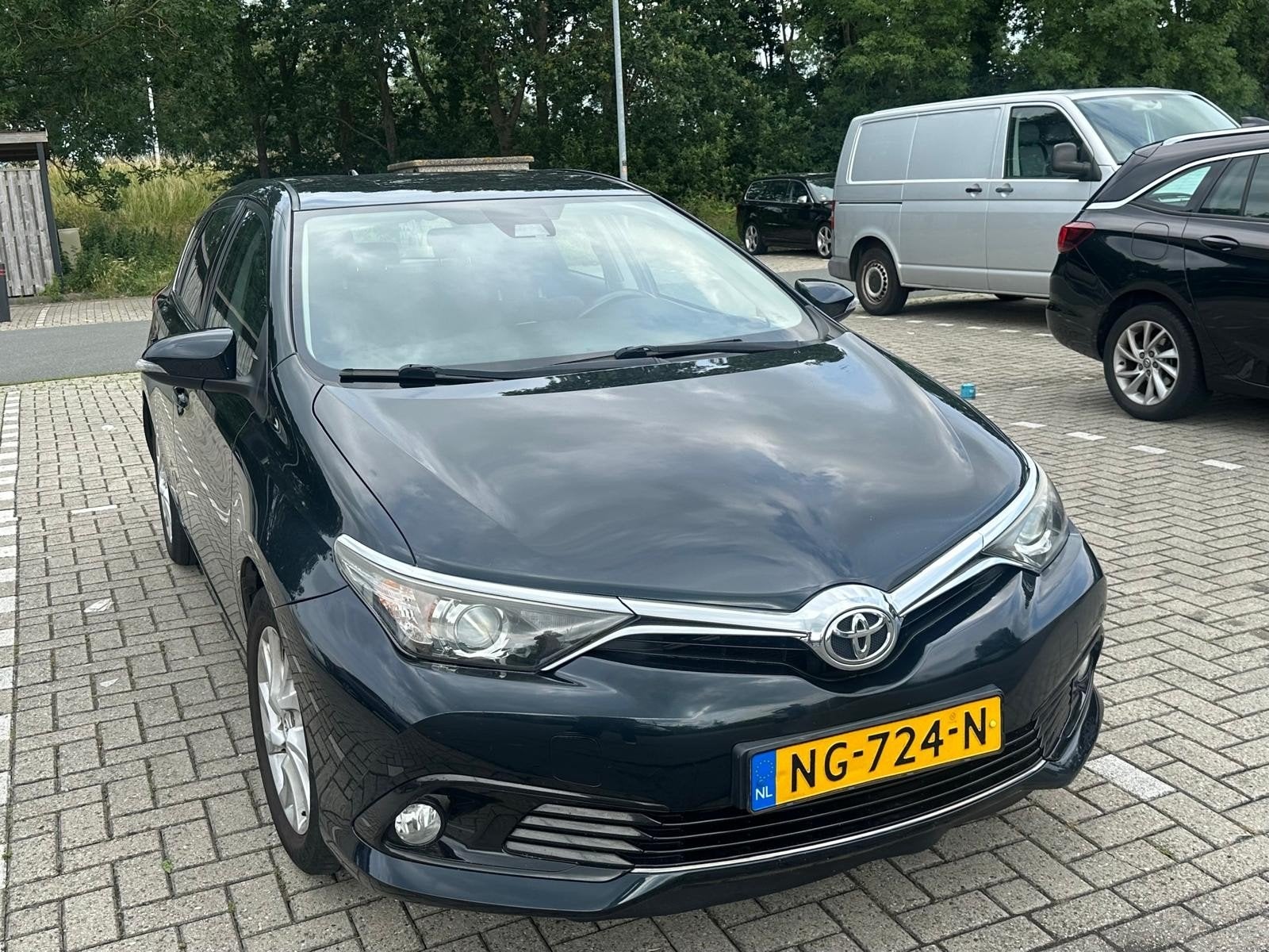 Toyota Auris 1.2T 85KW Turbo 5D 2017 Grijs, 450 kg, 4 cilinders, 1165 kg, Origineel Nederlands