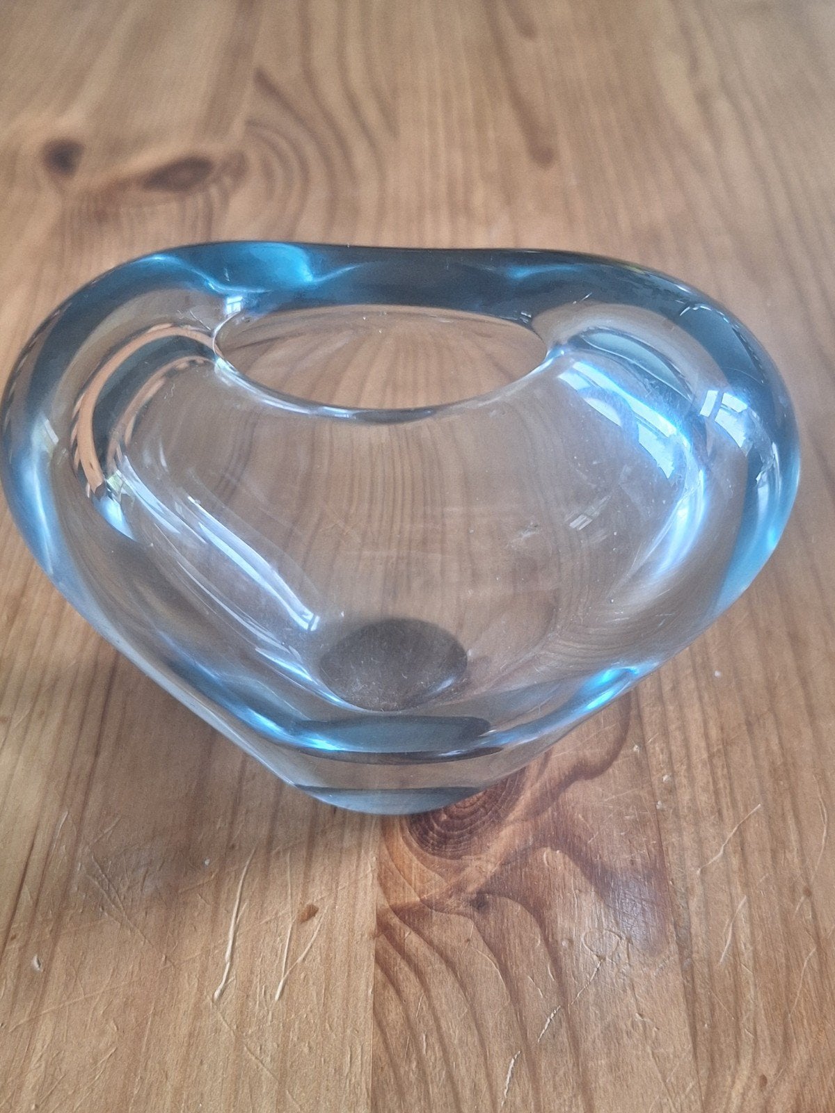 Originele vintage Holmegaard blauwe glazen vaas / kunstobjec, Huis en Inrichting, Woonaccessoires | Vazen, Gebruikt, Blauw, 9 cm