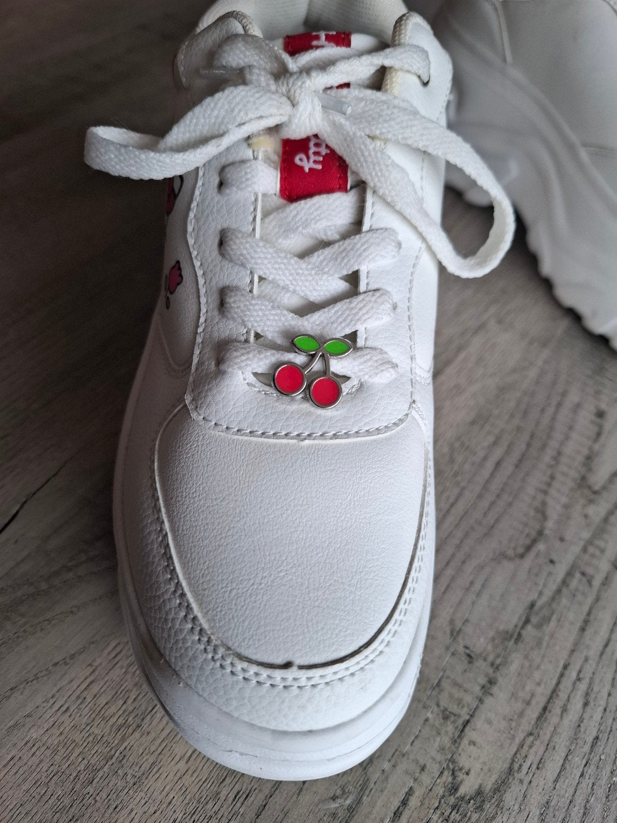 Hello Kitty schoenen, Ophalen, Zo goed als nieuw, Sneakers of Gympen