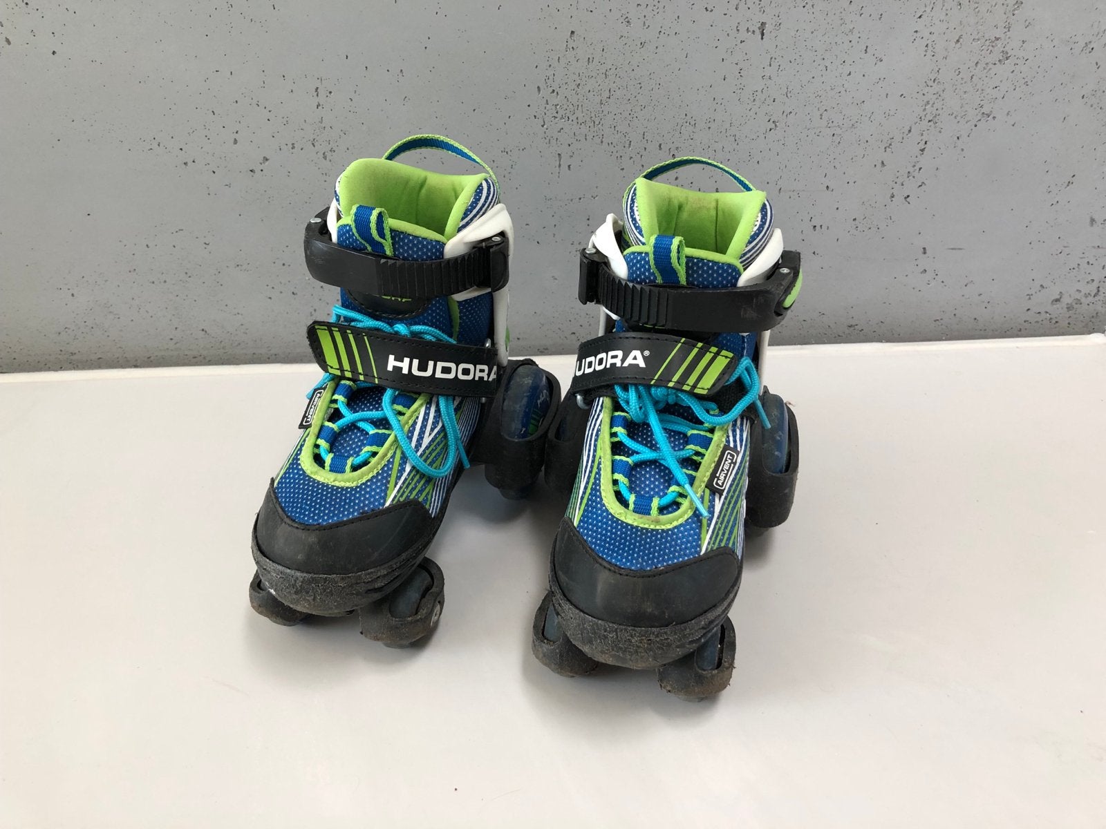 Hudora rolschaatsen - verstelbaar maat 30-33, Ophalen of Verzenden, Verstelbaar, Gebruikt, Kinderen