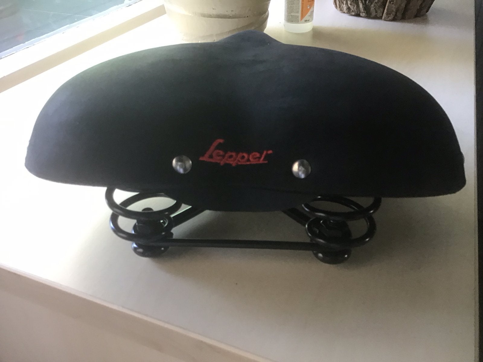 Fiets zadel, Fietsen en Brommers, Ophalen of Verzenden, Zo goed als nieuw, Overig gereedschap