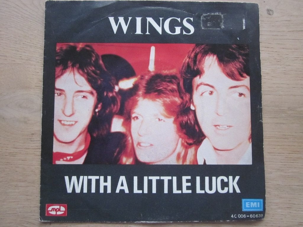 Wings - With a little luck, Cd's en Dvd's, Verzenden, 7 inch, Zo goed als nieuw, Beschermende buitenhoes