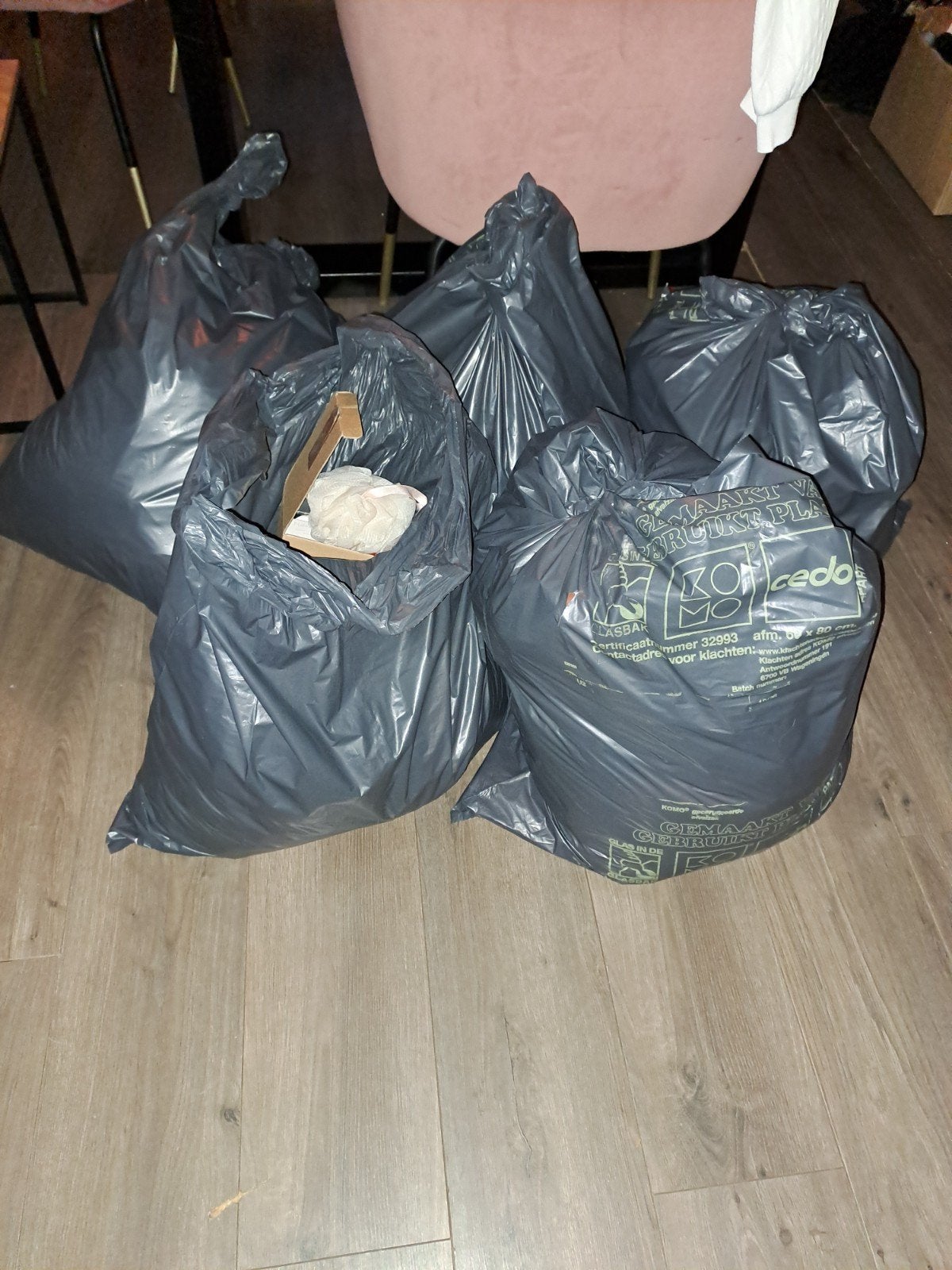 5 zakken kleding + verzorgingsproducten (Dames/Heren), Kleding | Dames, Dames-kledingpakketten, Ophalen, Gedragen