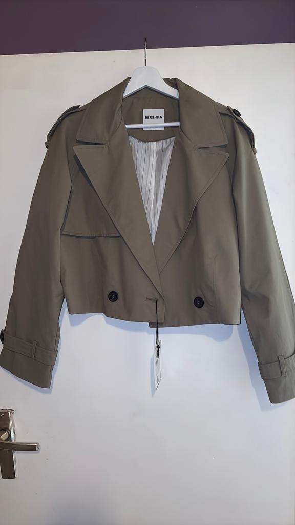 trenchcoat jas maat m, Ophalen of Verzenden, Zo goed als nieuw, Maat 38/40 (M), Beige
