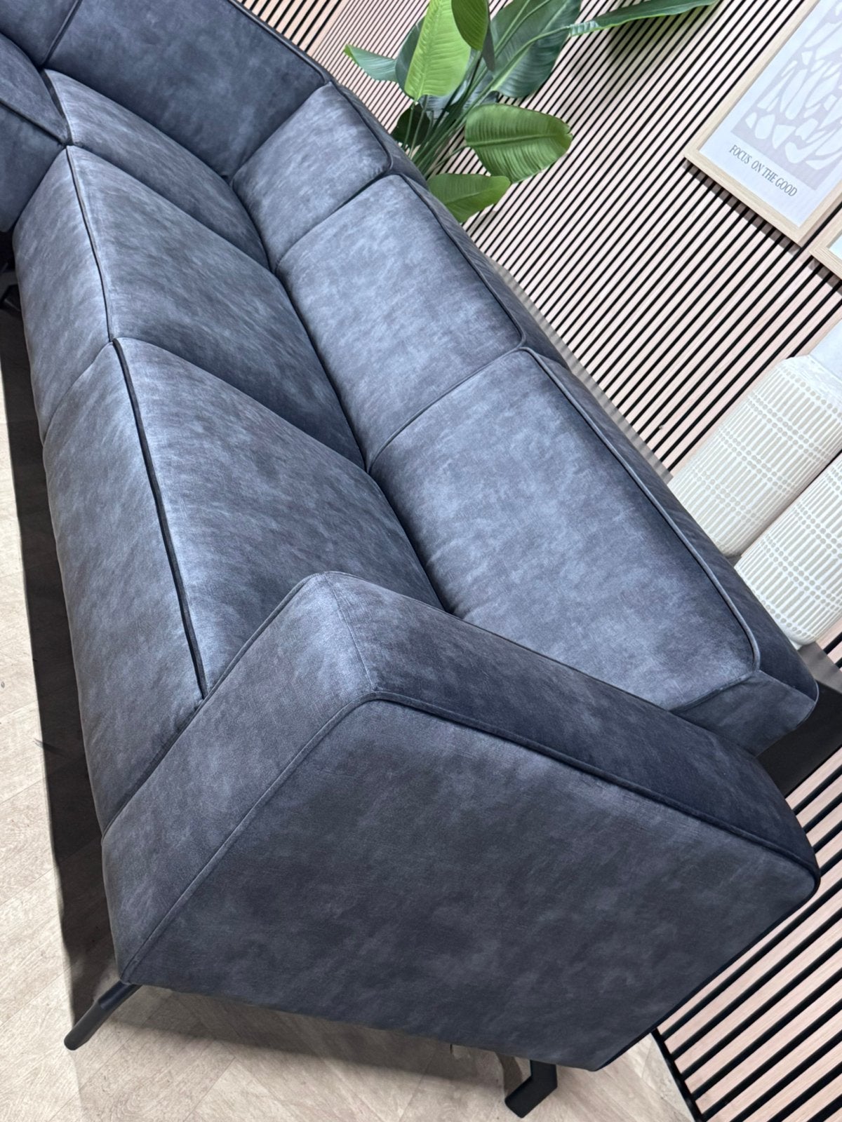 SHOWMODEL | DKW Velvet Velours Hoekbank - Antraciet -295x295, Huis en Inrichting, 250 tot 300 cm, -, -, Hoekbank