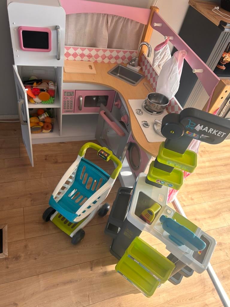 Kidkraft keuken, Kinderen en Baby's, Speelgoed | Houten speelgoed, Ophalen, Zo goed als nieuw, Meubelstuk of Keukentje