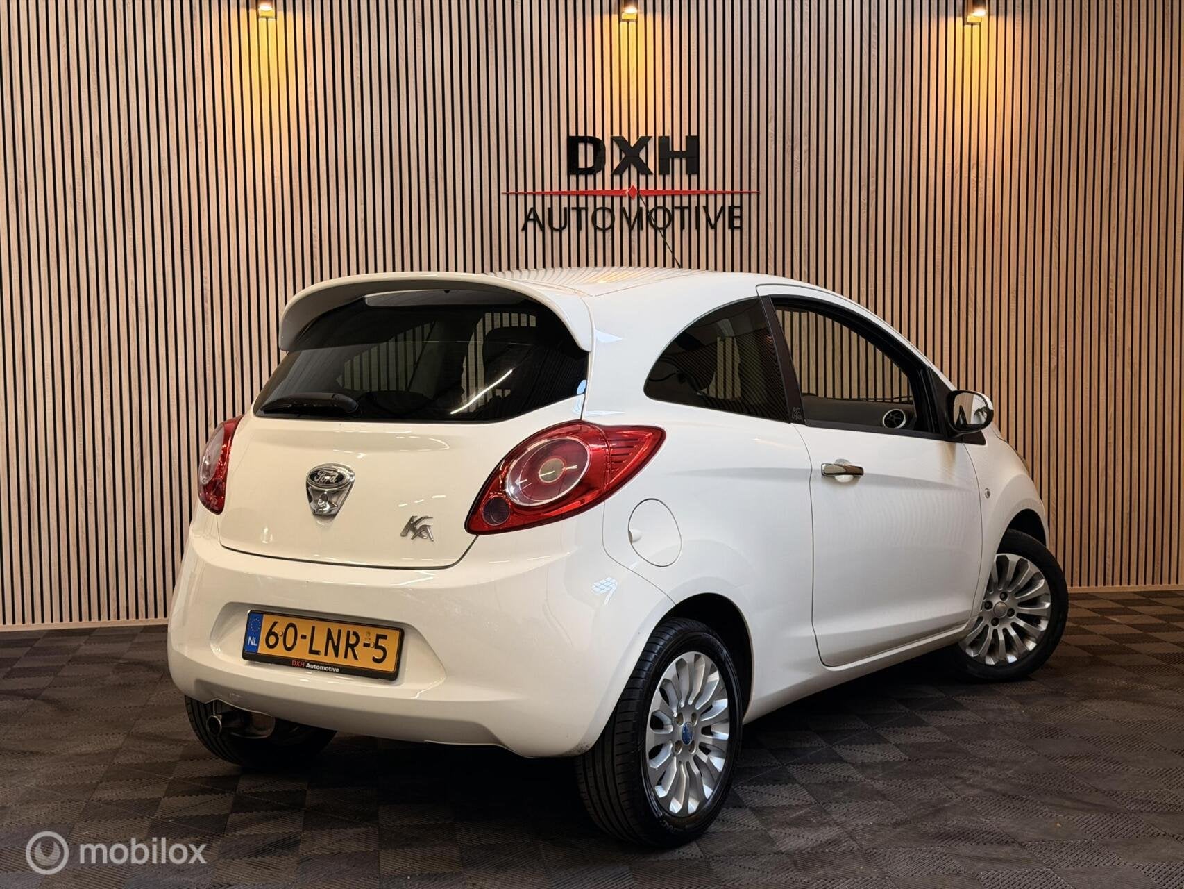 Ford Ka 1.2 Titanium X OrgNL APK-6/2027 AIRCO BLUETOOTH LMV, Auto's, Voorwielaandrijving, Stof, Gebruikt, 4 cilinders