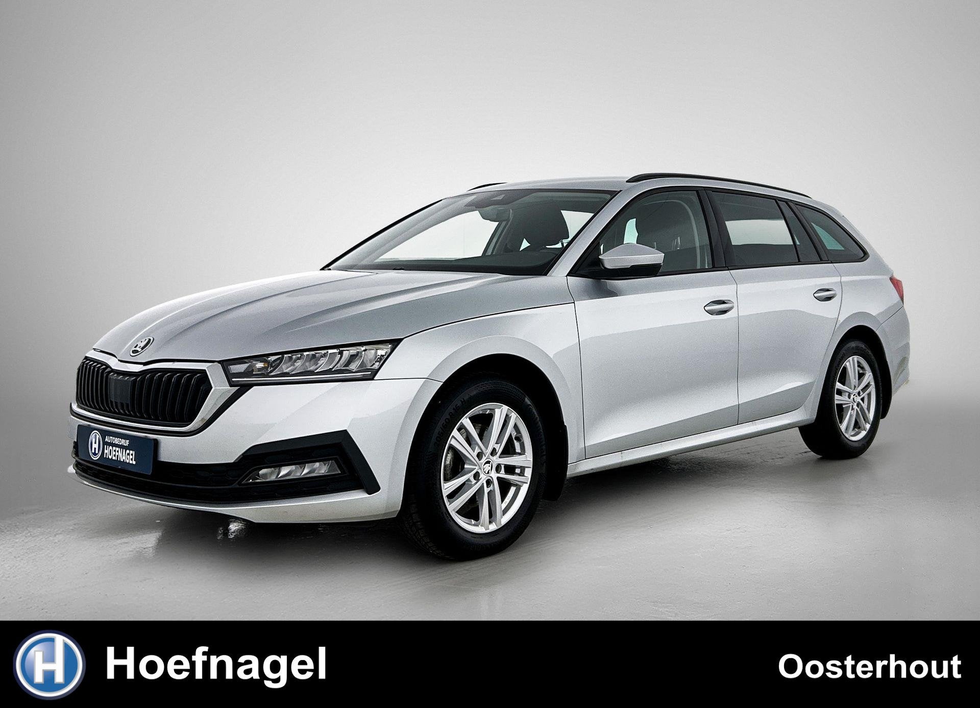 Skoda Octavia Combi 1.0 TSI Ambition | Trekhaak | Parkeersen, Auto's, Skoda, Voorwielaandrijving, Stof, Gebruikt, Zwart
