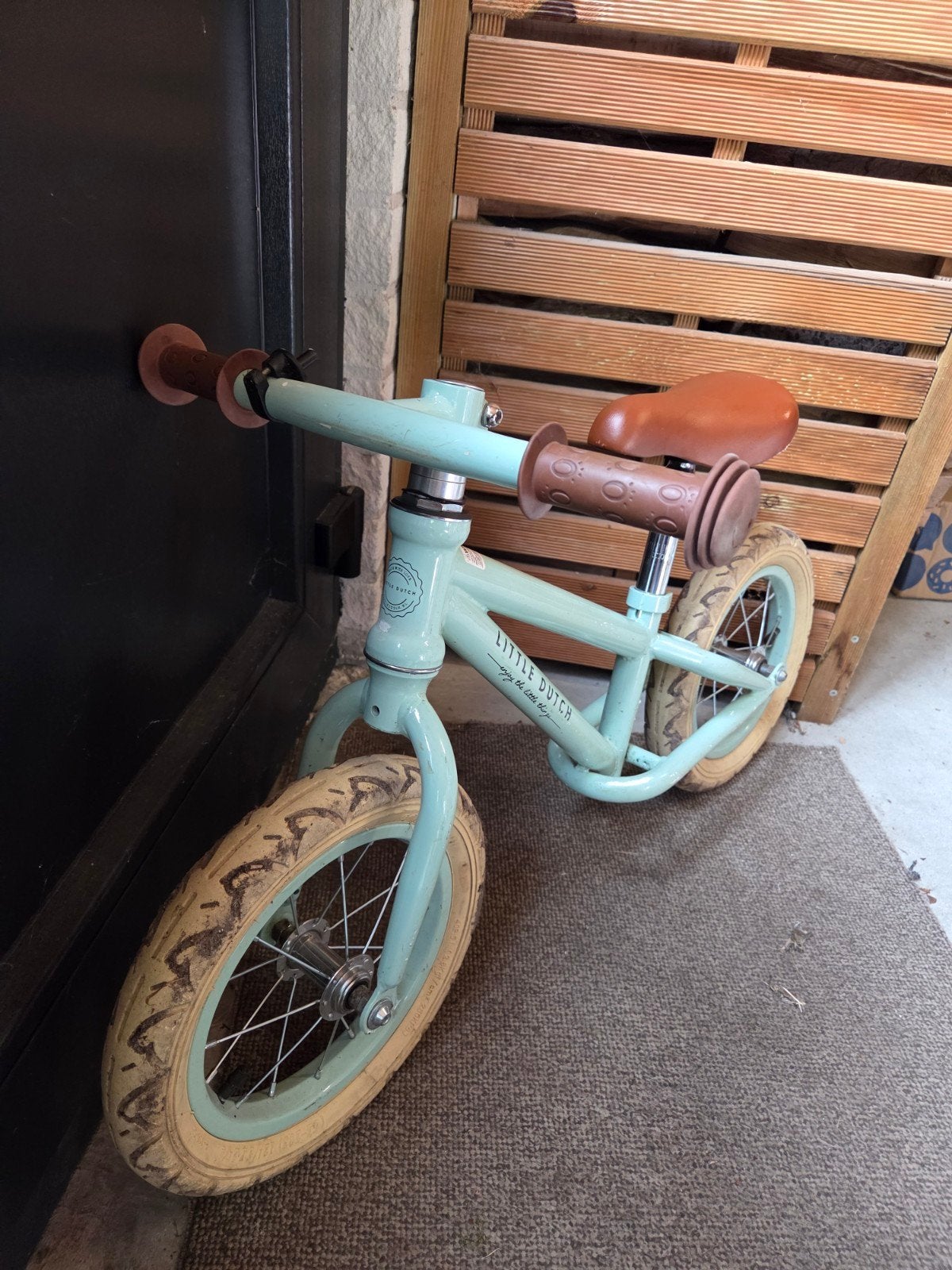 Foto 3 van Little Dutch loopfiets - Mintgroen