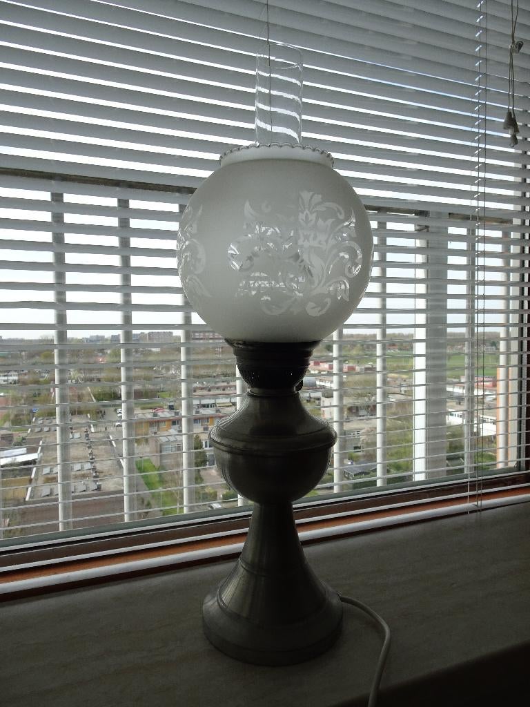 tinnen lamp met glazen bol, Ophalen, Zo goed als nieuw, Overige materialen, Minder dan 50 cm