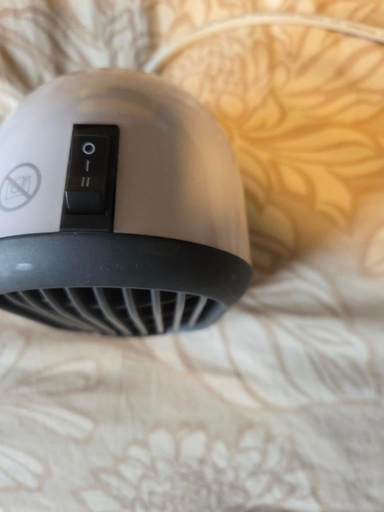 Compacte Honeywell HCE100XE persoonlijke kachel 250W, Ophalen of Verzenden