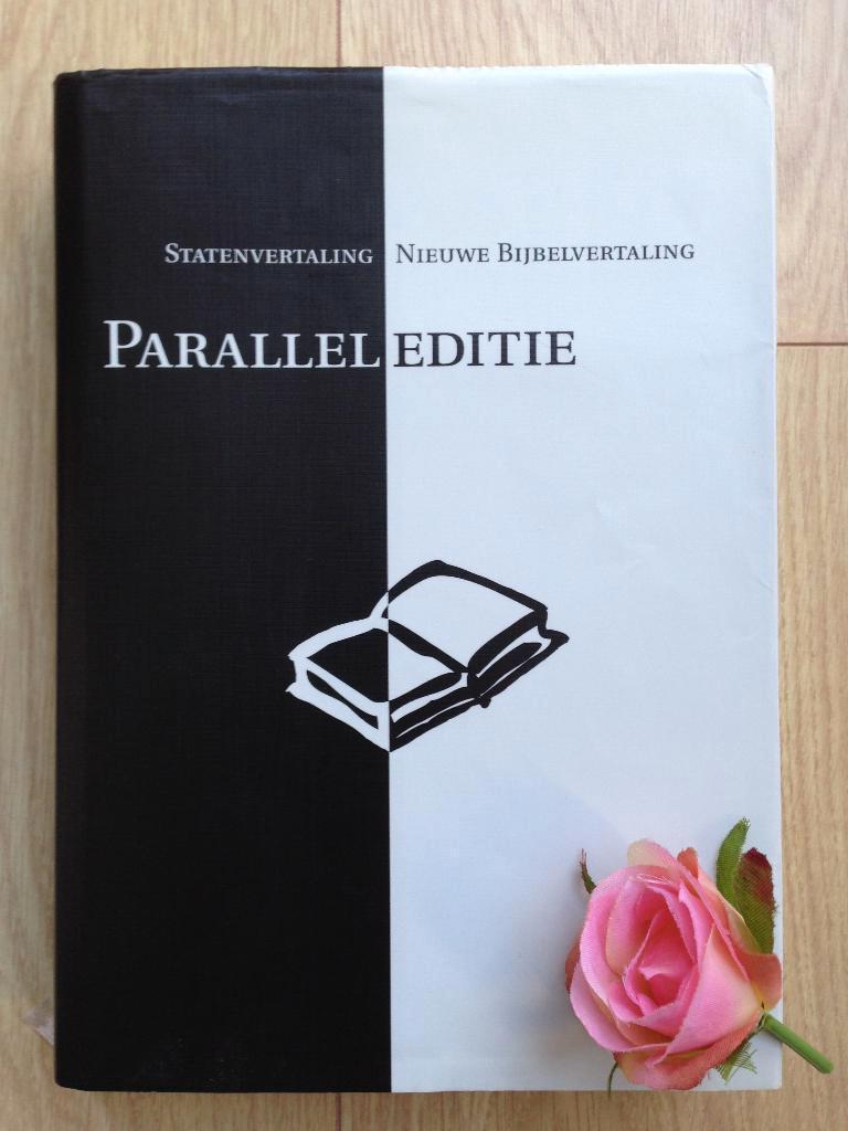 🙏BIJBEL Paralleleditie Statenvertaling en NBV vertaling., Christendom | Protestants, Ophalen of Verzenden, Zo goed als nieuw