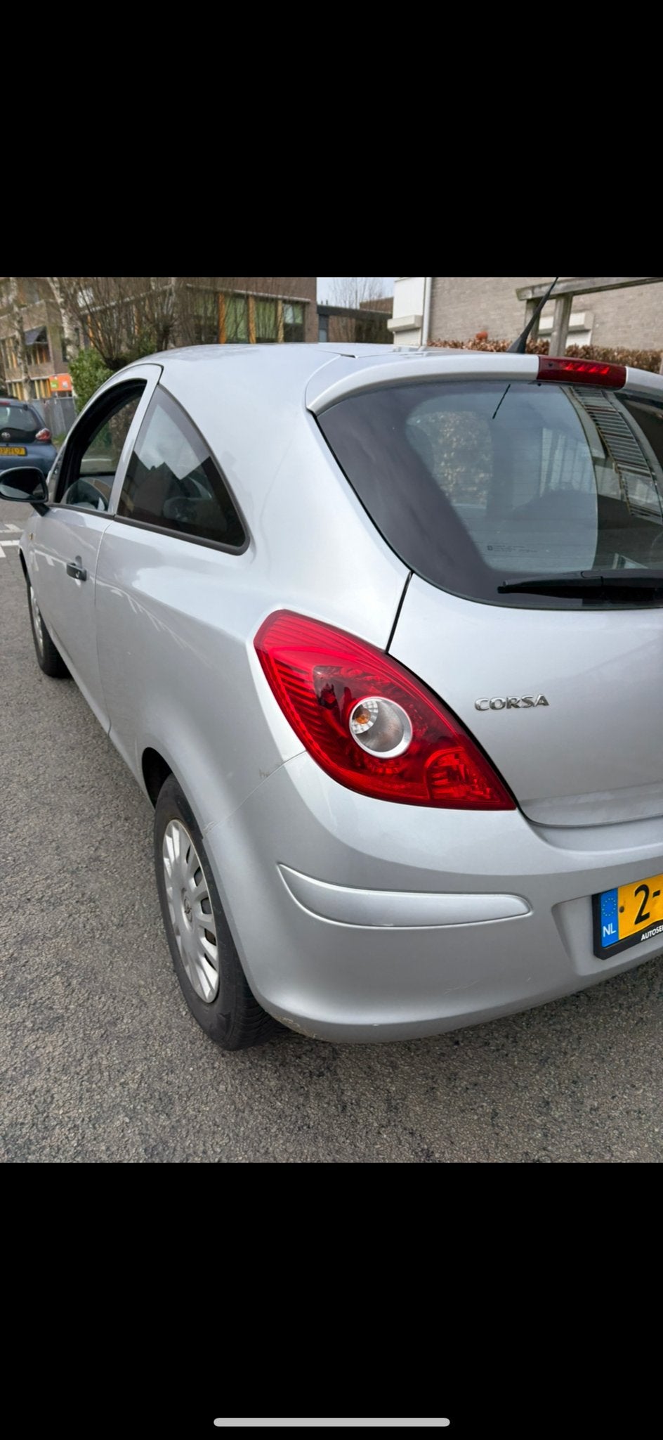 Opel Corsa 1.0 12V 3D 2009 Grijs, Auto's, Voorwielaandrijving, 450 kg, 40 €/maand, Handgeschakeld