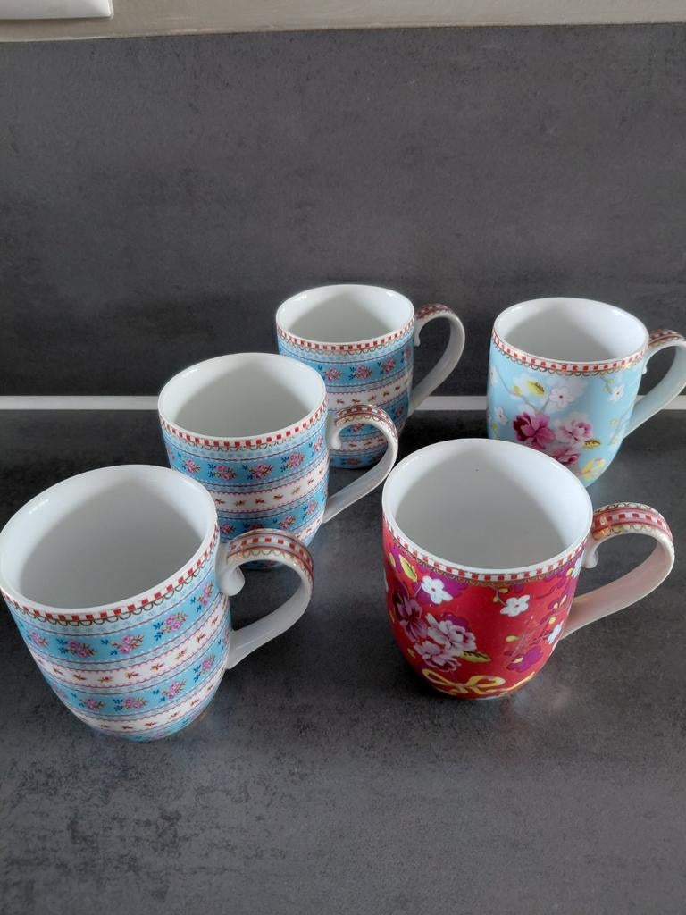 Pip servies 5 senseo mokken, Huis en Inrichting, Keuken | Servies, Ophalen, Porselein, Overige stijlen, Kop(pen) en/of Schotel(s)