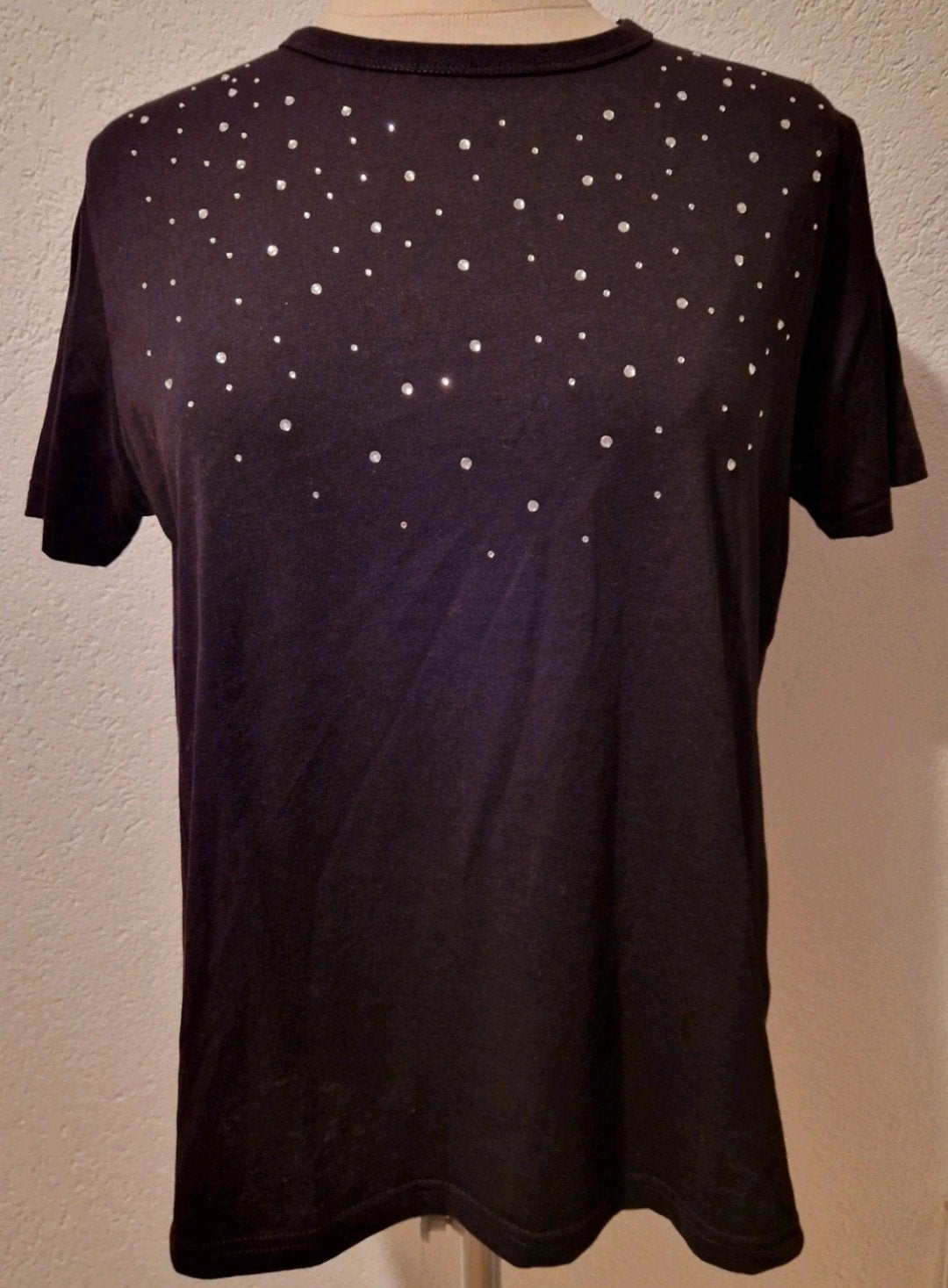 Zwart t-shirt met steentjes nieuw maat m, Kleding | Dames, T-shirts, Maat 38/40 (M), Zwart, Nieuw, Ophalen of Verzenden