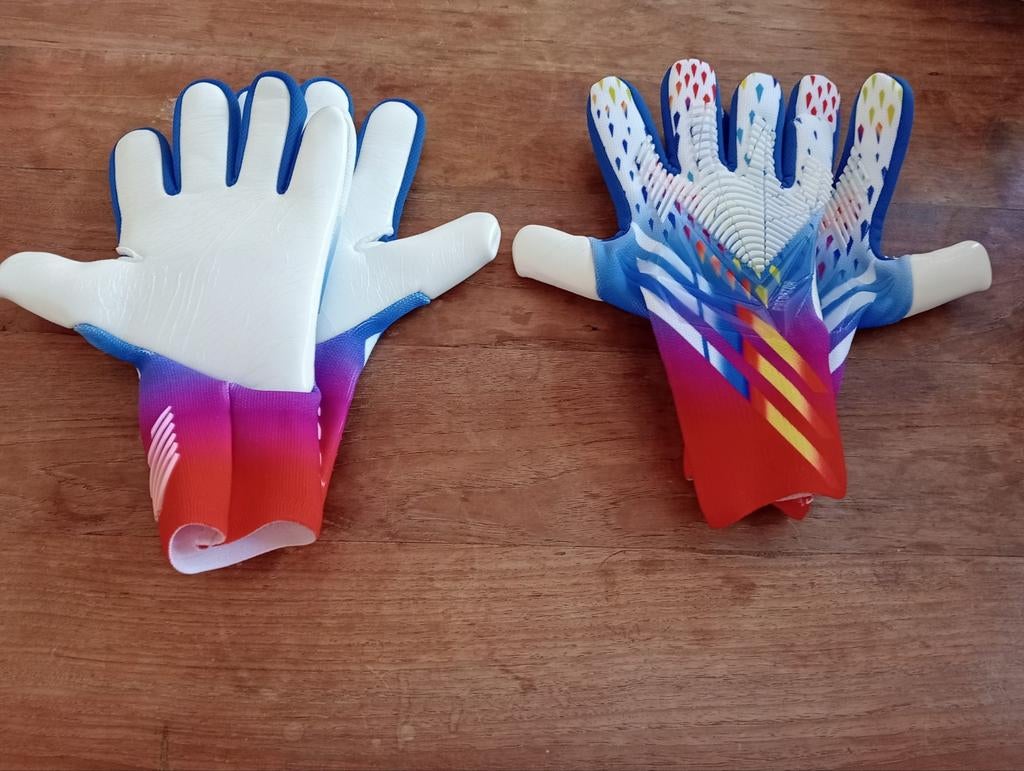 Adidas Predator Keepershandschoenen - Maat M, Sport en Fitness, Voetbal, Maat M, Ophalen, Zo goed als nieuw, Handschoenen