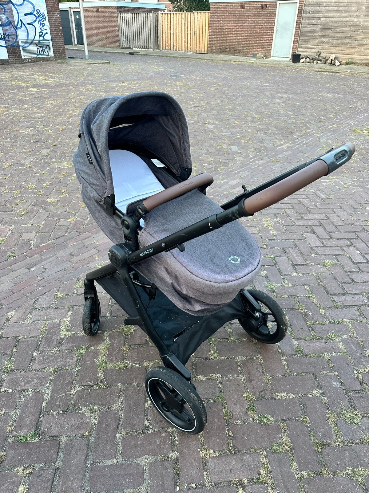Maxi-Cosi Lila XP Kinderwagen, Ophalen, Zo goed als nieuw, Combiwagen, Met reiswieg