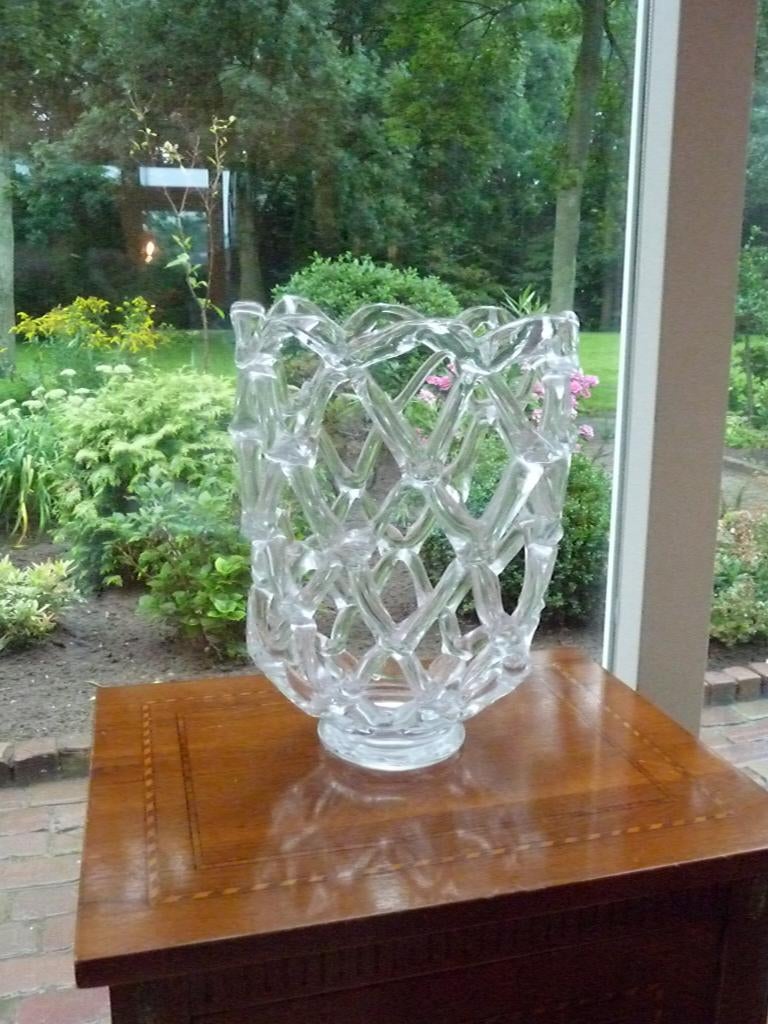 Nieuw bewerkte glazen vaas Pierlo glass merk Van Roon Living, Kunststof, Overige kleuren, Nieuw, Ophalen of Verzenden