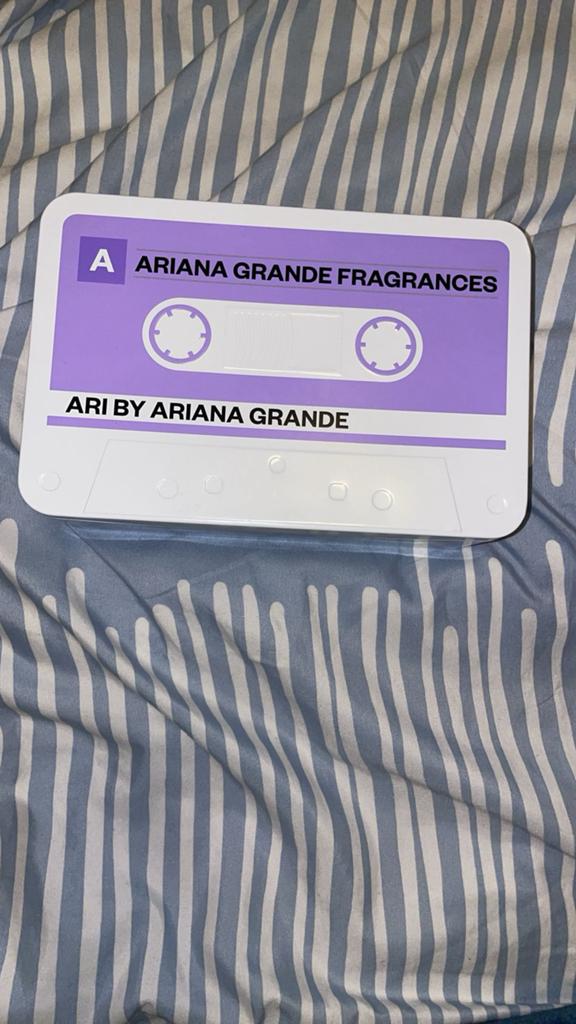 Ariana Grande Fragrances, Ophalen of Verzenden, Zo goed als nieuw