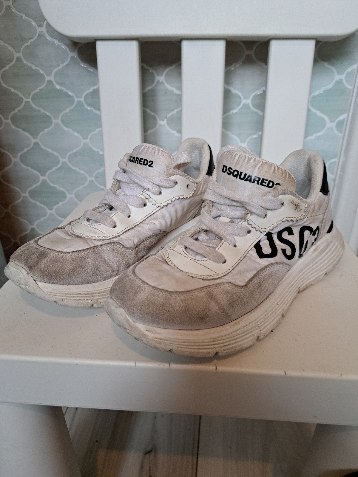 Dsquared2 sneakers maat 34 - Gedragen maar niet kapot, Kinderen en Baby's, Kinderkleding | Schoenen en Sokken, Gebruikt, Jongen of Meisje