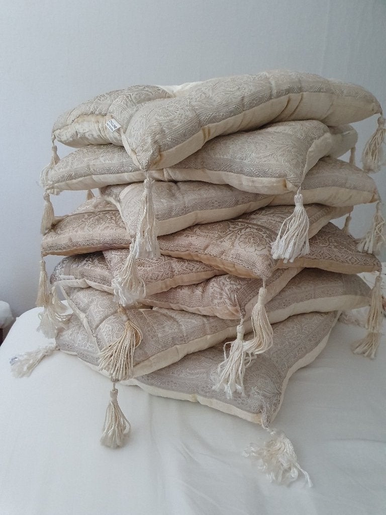 Decoratieve kussens 45x45 en 50x50 met kwastjes, Huis en Inrichting, Woonaccessoires | Kussens, Ophalen of Verzenden, Zo goed als nieuw