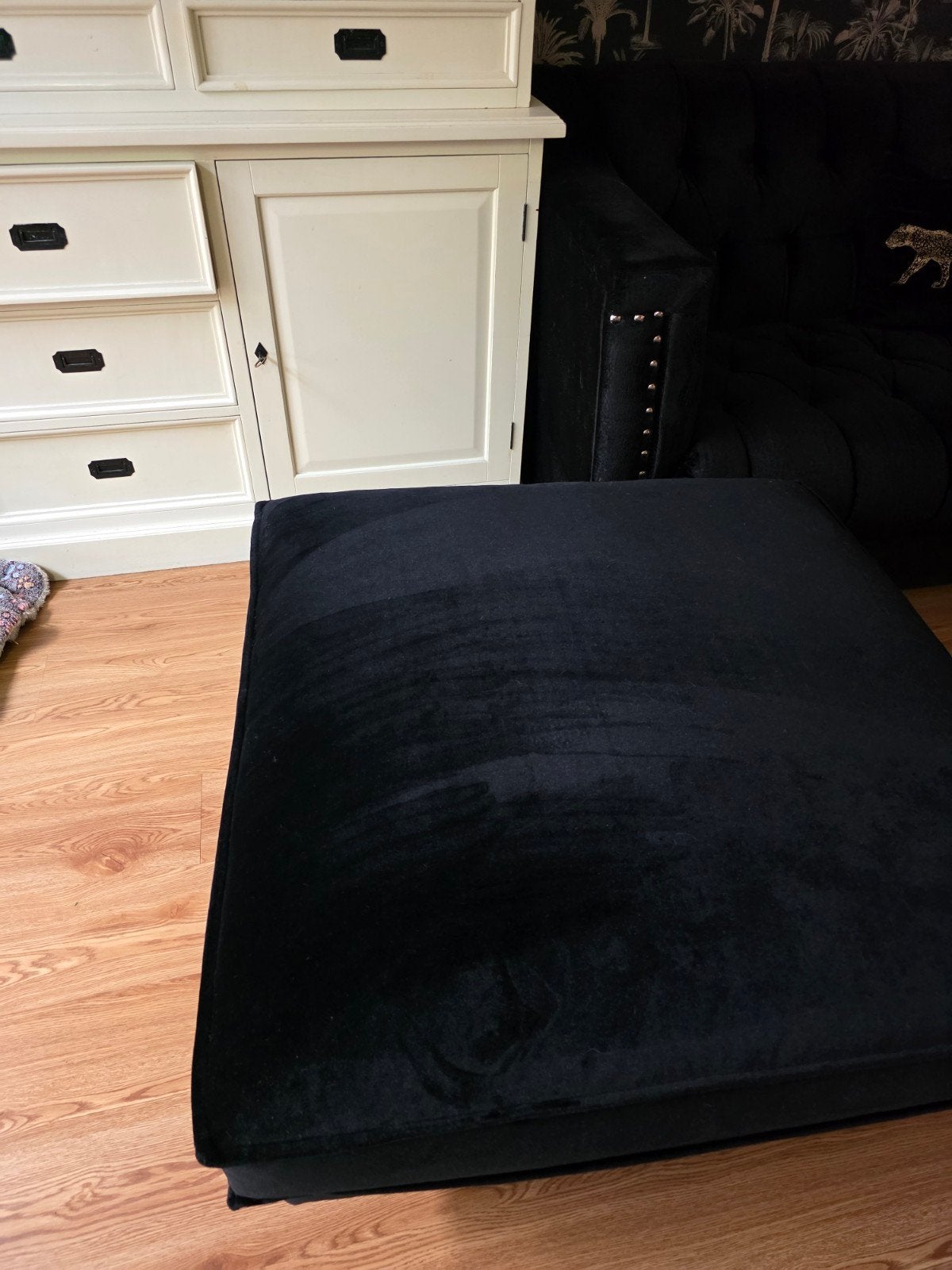 grote zwarte velvet poef  Goossens, 90 cm, Eenpersoons, Zwart, Ophalen of Verzenden