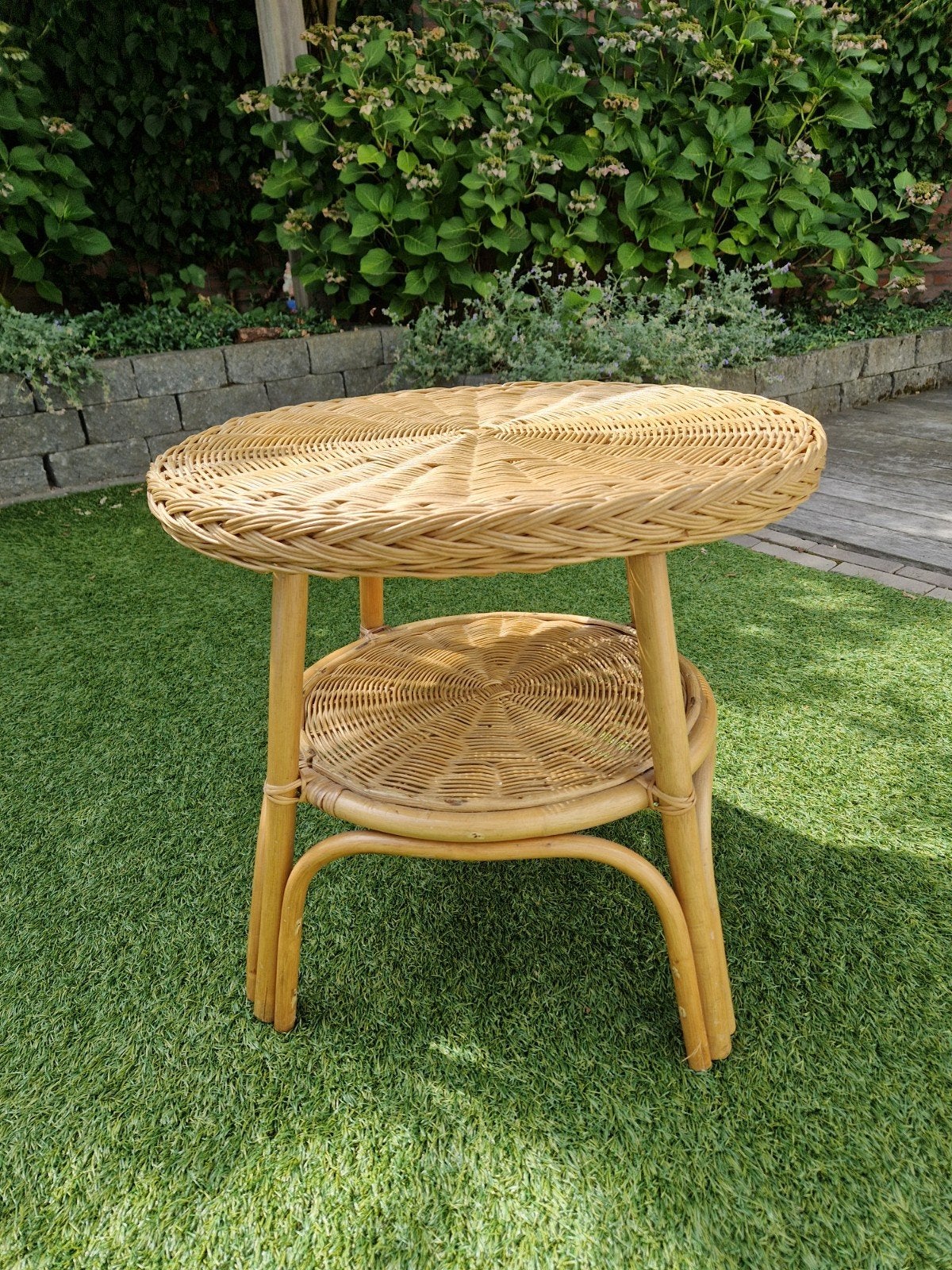 Rotan bijzettafel - Rond, 56 cm doorsnede, 51 cm hoog, Overige materialen, Gebruikt, Rond, 55 tot 75 cm