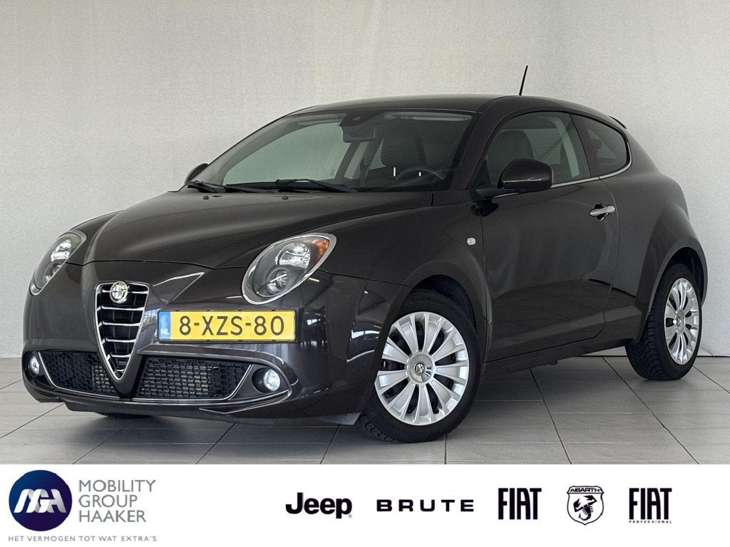 Alfa Romeo MiTo 0.9 TwinAir Esclusivo | Navigatie | Leder |, Voorwielaandrijving, 101 pk, Gebruikt, Euro 6