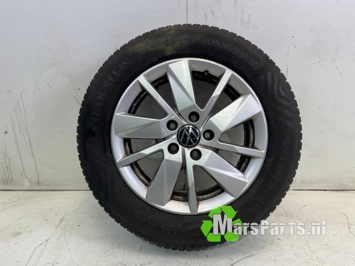 Velg + Band van een Volkswagen Caddy, Gebruikt, -, -, Ophalen of Verzenden