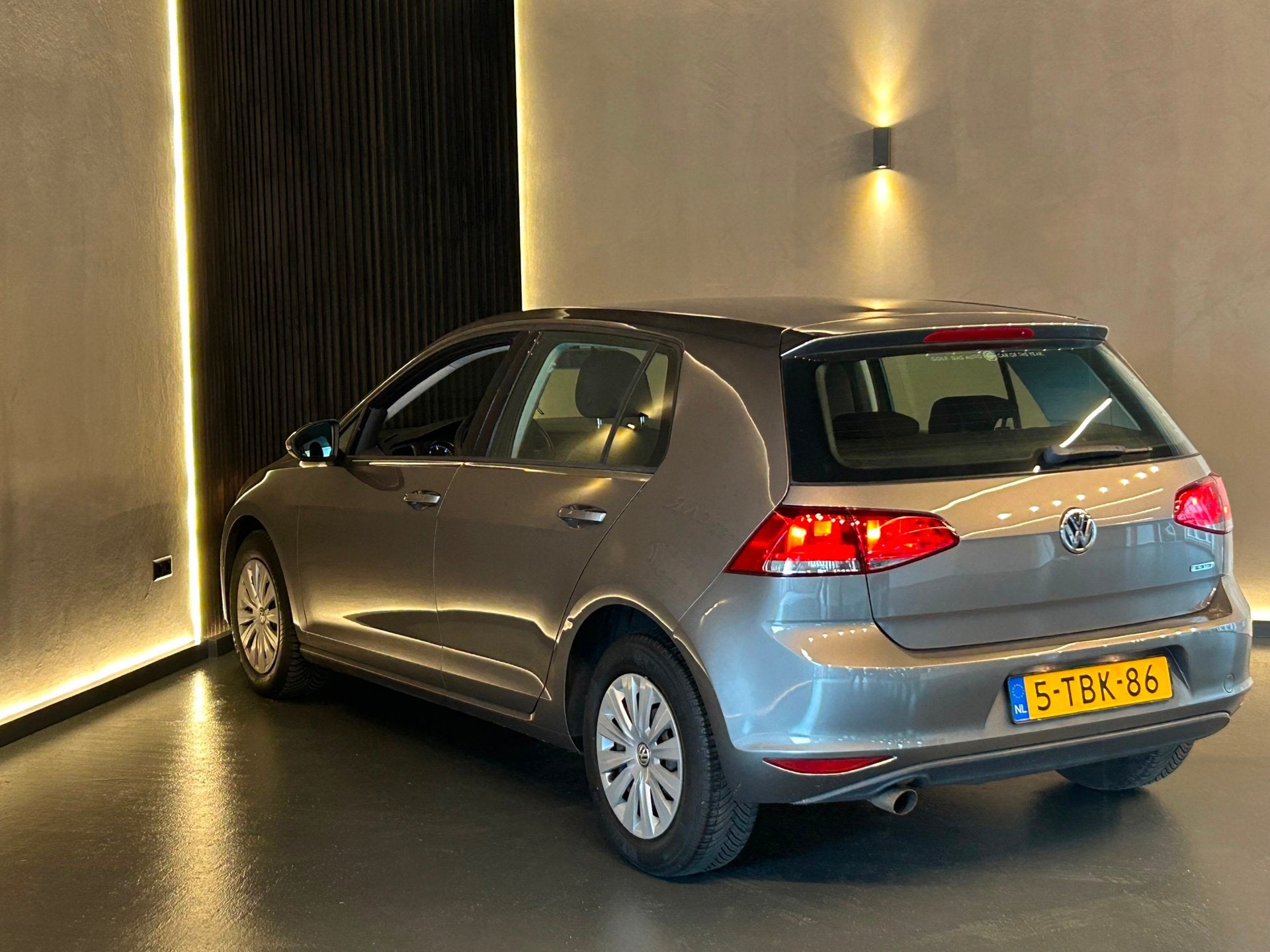 Volkswagen Golf 1.6 TDI Comfortline|AUTOMAAT|1E EIG|NAP|CRUI, Auto's, Gebruikt, Euro 6, 4 cilinders, 1239 kg