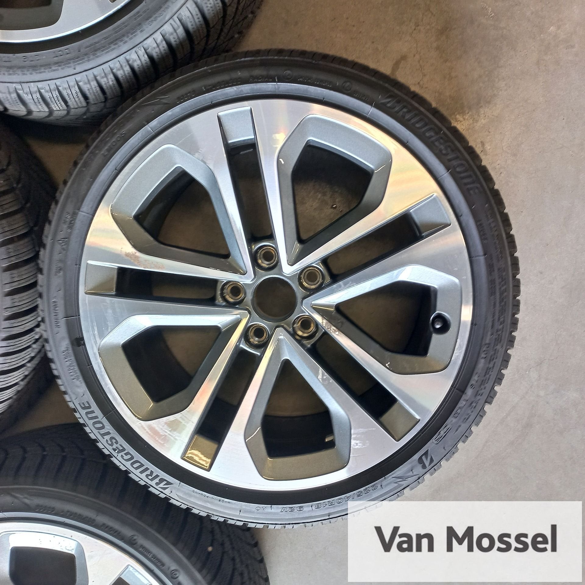 Audi A3 Bridgestone Blizzak LM005 225/40/R18 92V, 18 inch, Gebruikt, -, -