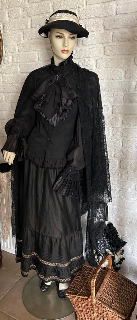 Oude etalagepop inclusief kleding, Antiek en Kunst, Ophalen