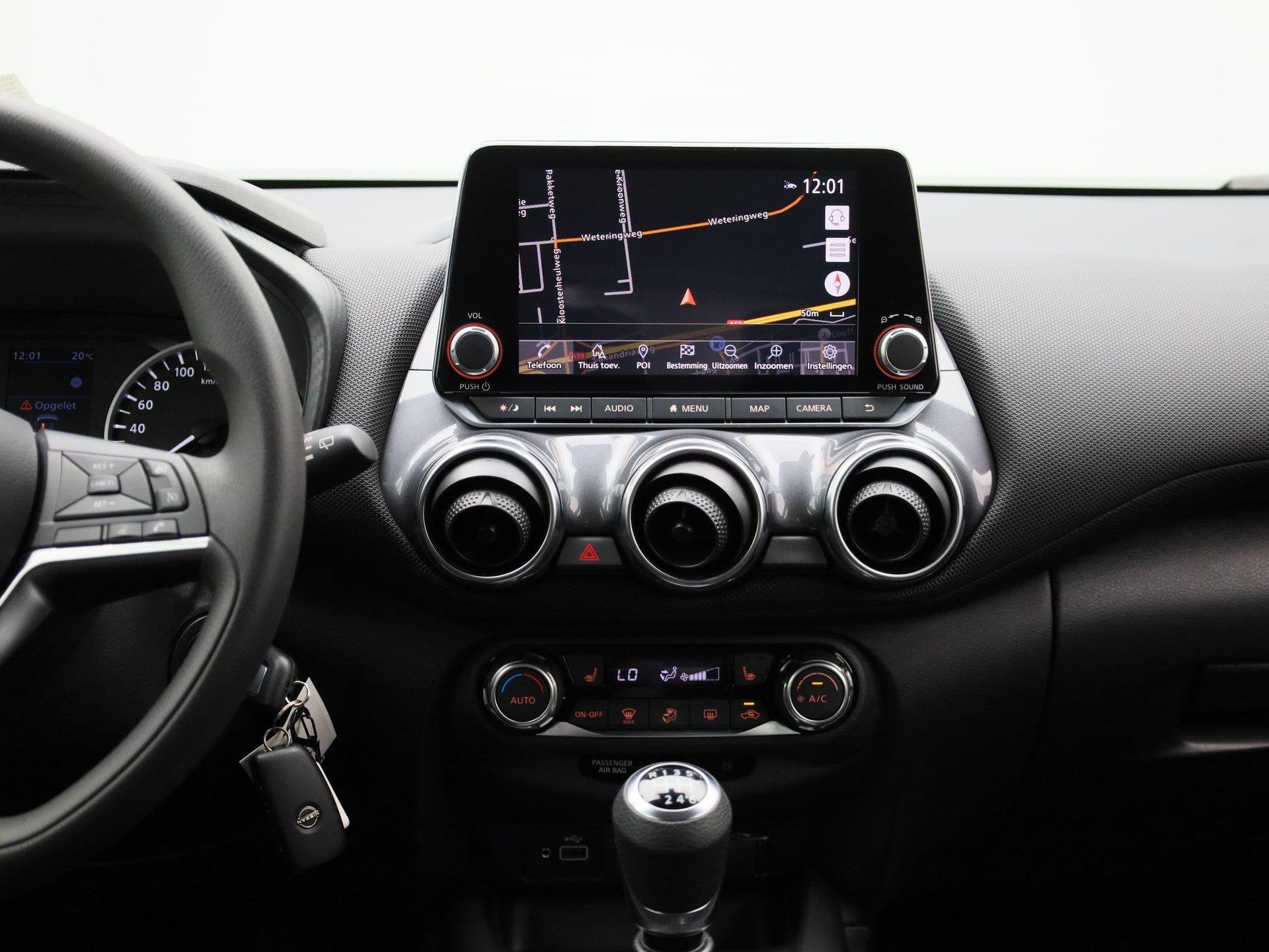 Foto 8 van Nissan Juke 1.0 DIG-T Business Design | BTW| Navigatie | Cru