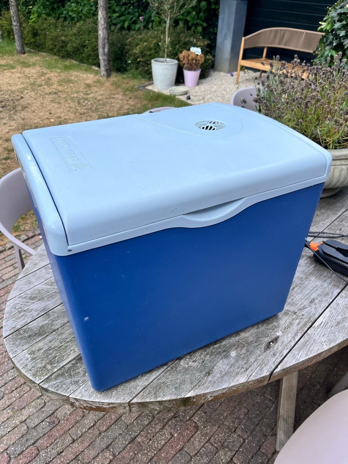 Campingaz 36L Koelbox 220V - Gebruikt maar koelt goed, Ophalen, Gebruikt, Koelbox, Elektrisch