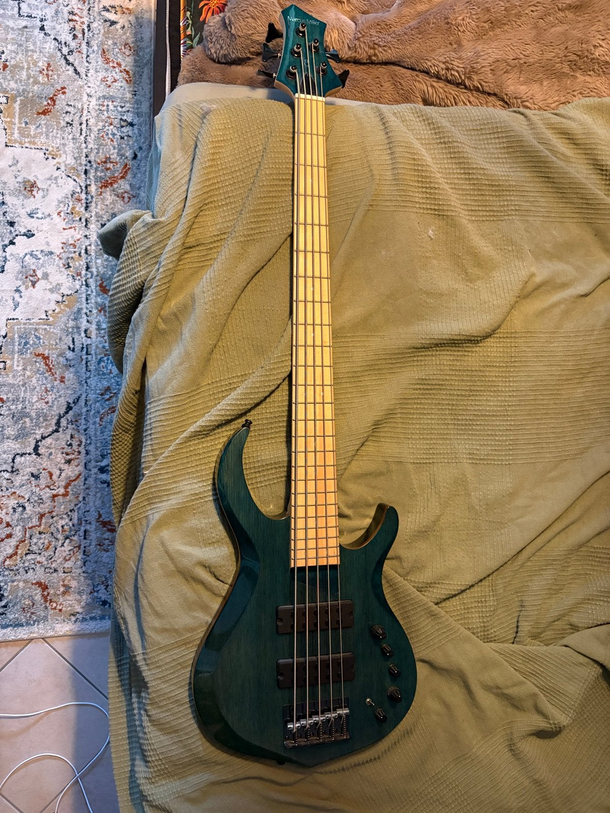 Sire Marcus Miller M2 5-snarige basgitaar Zo goed als nieuw, Ophalen, Zo goed als nieuw, Elektrisch, 5-snarig