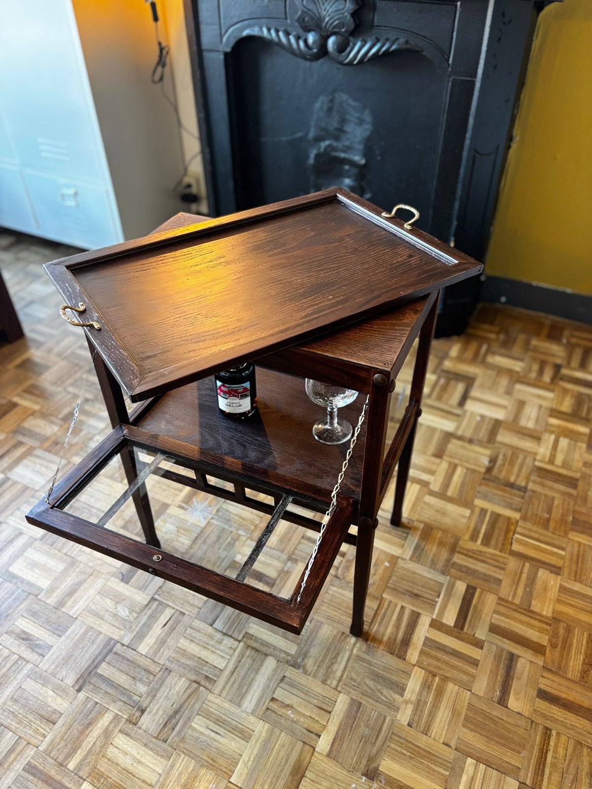 Antiek drankkastje met afneembaar dienblad, Ophalen of Verzenden