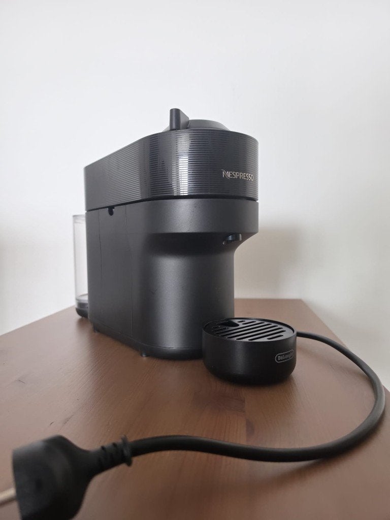 Nespresso Vertuo Pop DeLonghi Koffiemachine, Witgoed en Apparatuur, Koffiezetapparaten, Ophalen, Koffiemachine, Zo goed als nieuw
