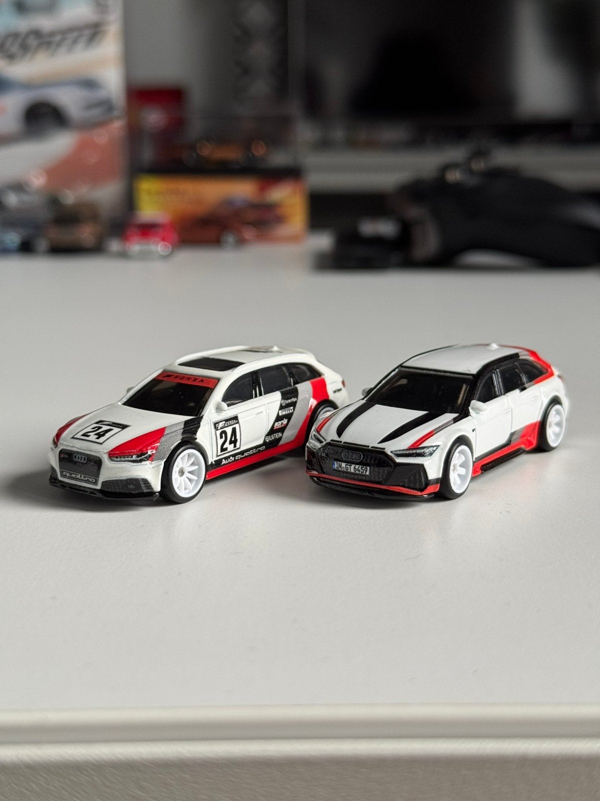 Hot Wheels Premium 2x Audi RS6, Ophalen of Verzenden, Zo goed als nieuw, Auto