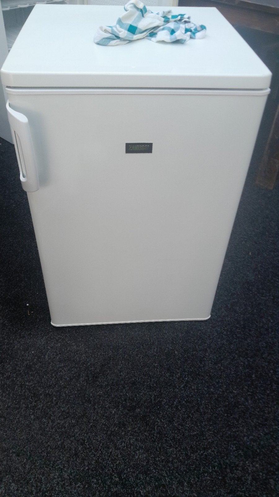 Zanussi tafelmodel koelkast, Witgoed en Apparatuur, 100 tot 150 liter, 45 tot 60 cm, Ophalen, 85 tot 120 cm