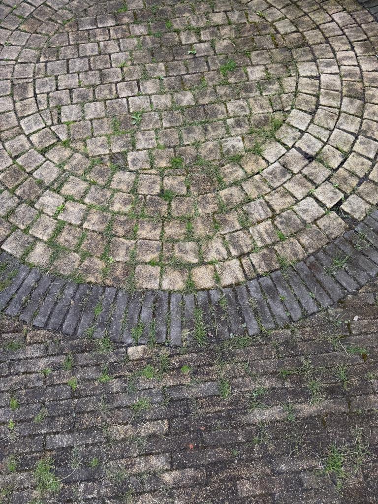 Circa 20m2 straatstenen gratis af te halen en te verwijderen, Tuin en Terras, Tegels en Klinkers, Ophalen, Gebruikt, Beton, Klinkers