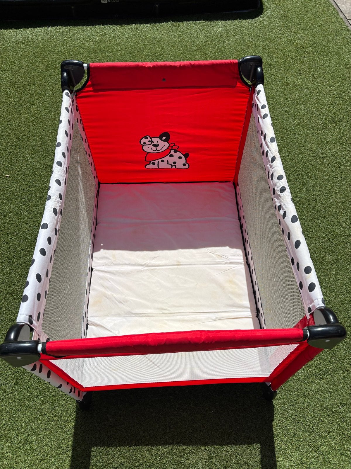 Graco Campingbedje / Box - Rood met stippen, Kinderen en Baby's, Boxen, Ophalen, Gebruikt, Rechthoekig