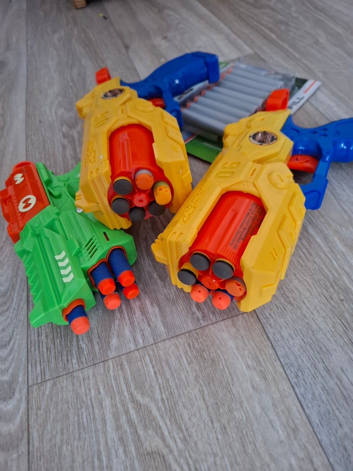 Nerf Blasters Set met Darts - Zo goed als nieuw, Ophalen of Verzenden, Zo goed als nieuw