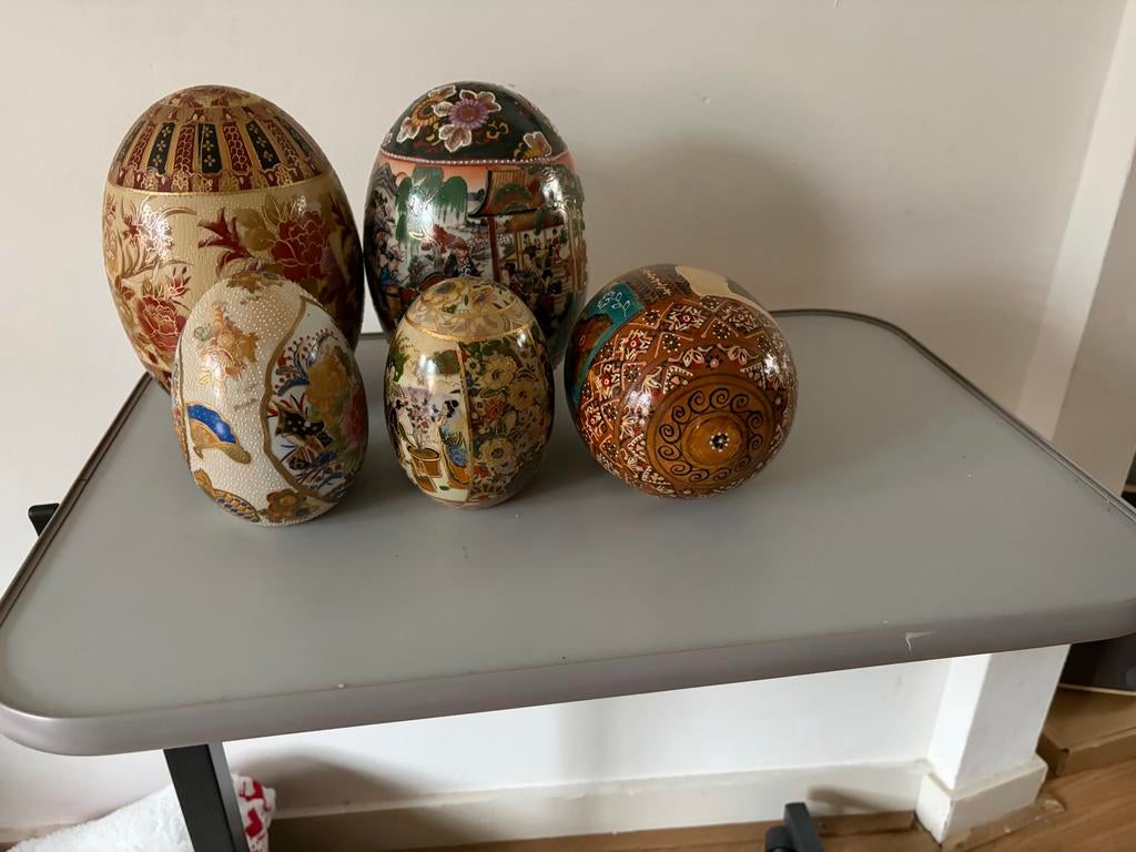 Verzameling gesigneerde Chinese decoratieve eieren, Ophalen of Verzenden, Gebruikt, Overige typen