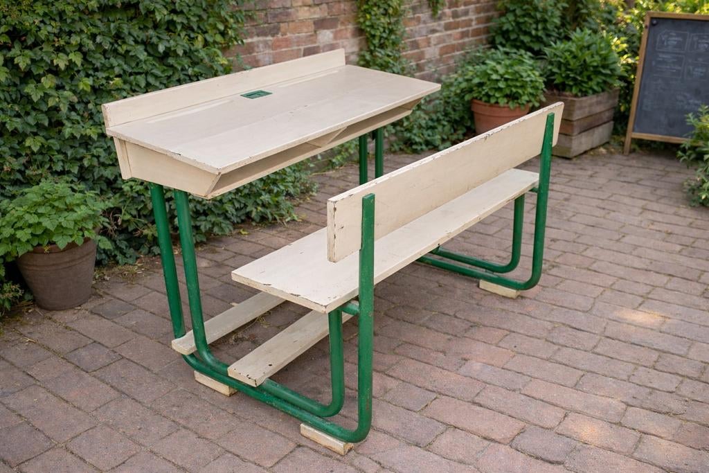Antieke schoolbank / vintage bureau met bank, Ophalen, Zo goed als nieuw