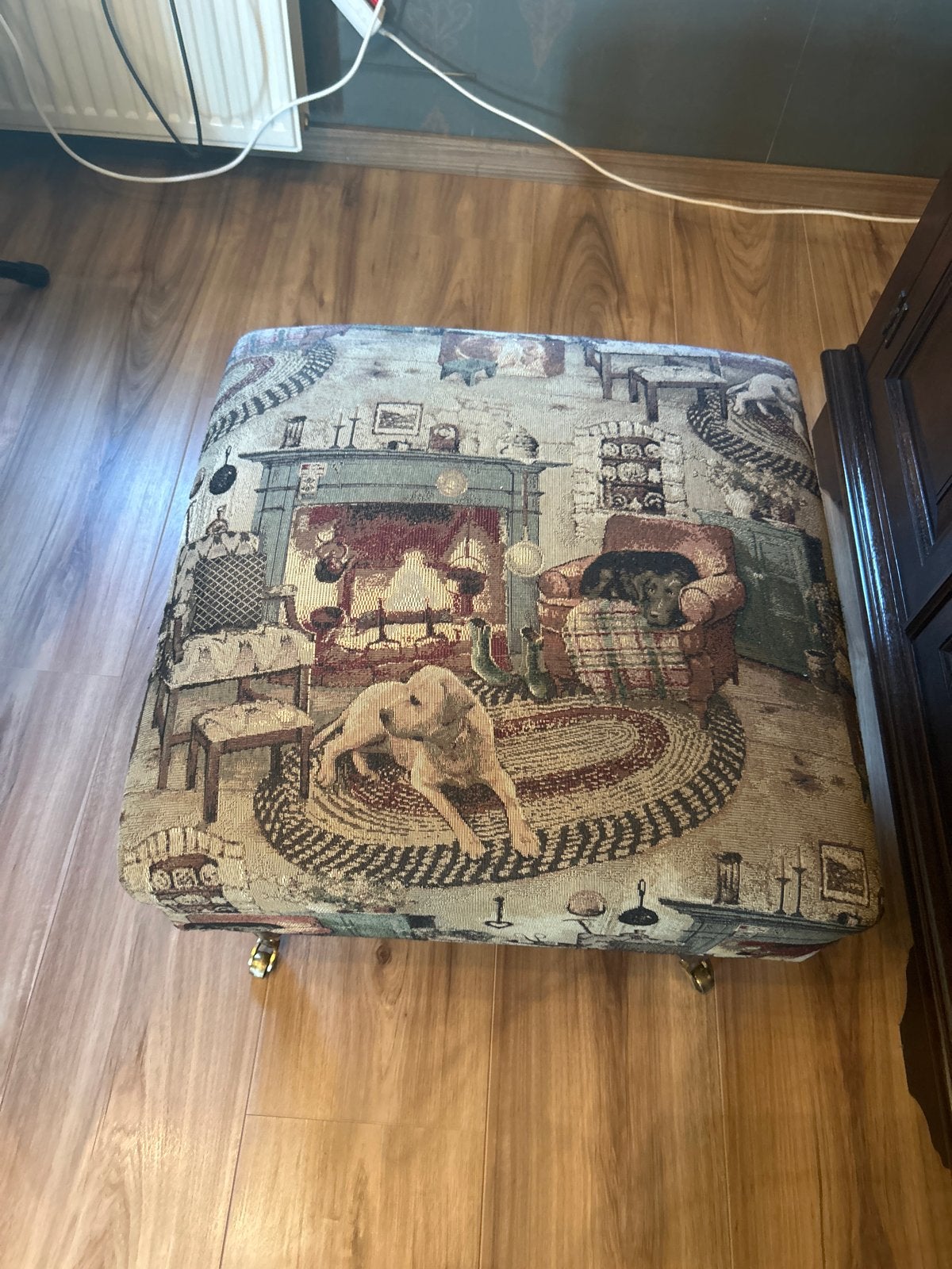 Voetenbankje met hondenprint - 40x60x60 cm, Ophalen, Gebruikt, Vierkant, Stof