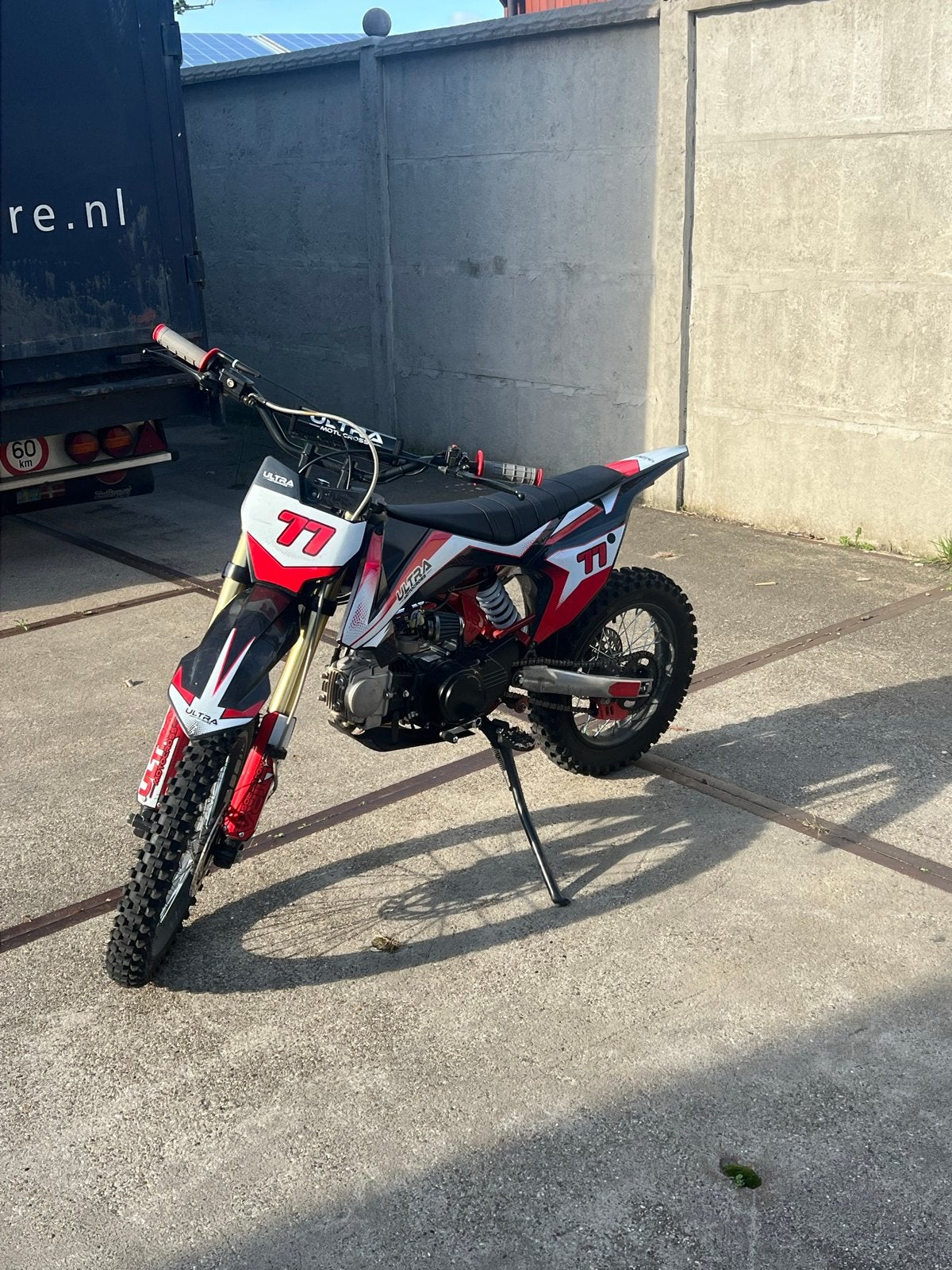 Ultra Motorcross Pitbike 125cc schakel - Zo goed als nieuw, Ophalen, Zo goed als nieuw, 4 versnellingen, Overige merken