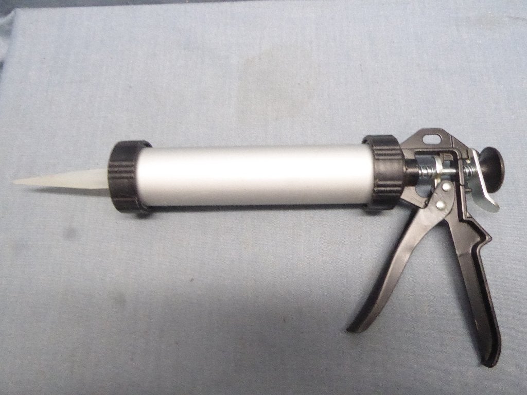 Bruder Mannesmann M842-100 kitspuit | nieuw, Ophalen of Verzenden, Nieuw