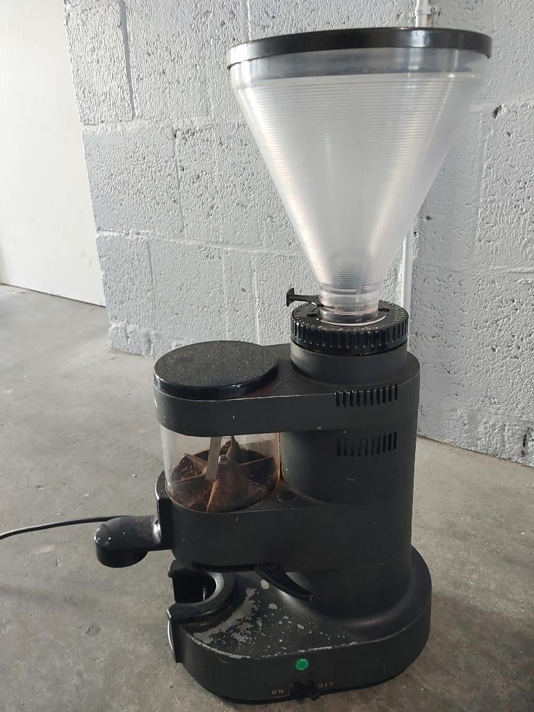 La Cimbali MD6 Koffiemolen koffiemachine ook te ruilen, 10 kopjes of meer, Koffiemachine, Ophalen of Verzenden, Zo goed als nieuw