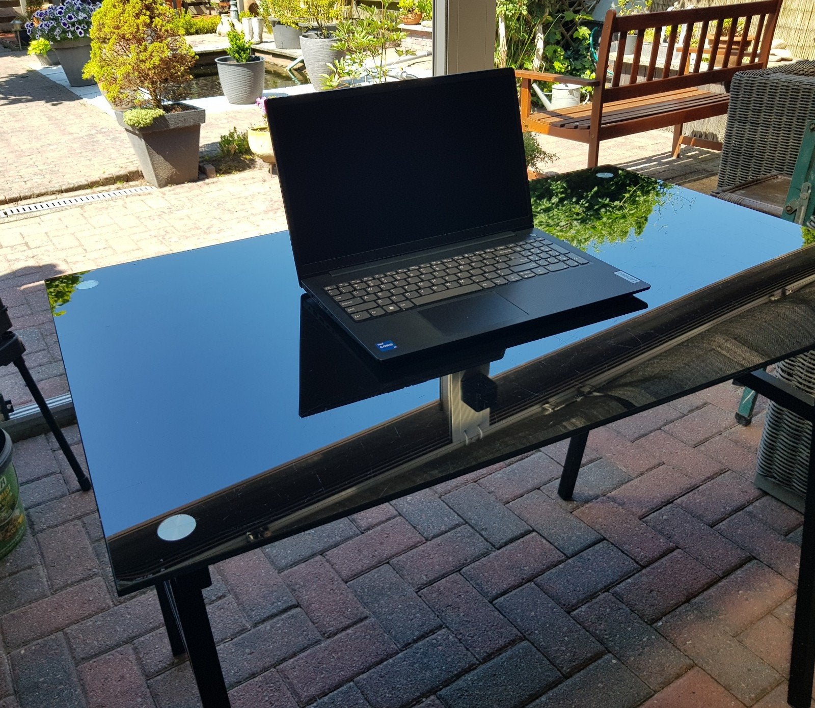 Zwart metalen bureau met glazen blad - 100x65 cm, Ophalen