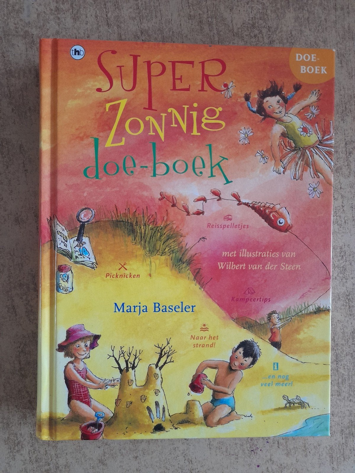 Super zonnig doe boek doeboek voor een zomer vol plezier, Ophalen of Verzenden, Zo goed als nieuw, Jongen of Meisje